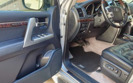 Toyota Land Cruiser 200, 2012 год, 3 399 000 рублей, 15 фотография