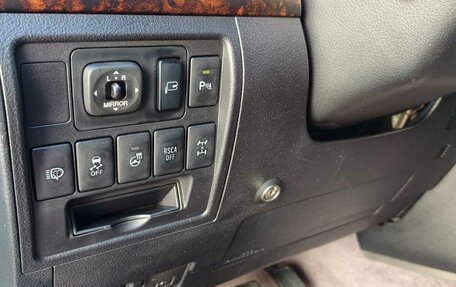 Toyota Land Cruiser 200, 2012 год, 3 399 000 рублей, 23 фотография