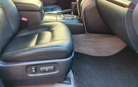 Toyota Land Cruiser 200, 2012 год, 3 399 000 рублей, 30 фотография
