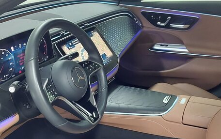 Mercedes-Benz E-Класс, 2023 год, 6 432 000 рублей, 7 фотография