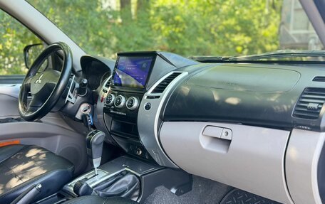 Mitsubishi Pajero Sport II рестайлинг, 2012 год, 1 595 000 рублей, 21 фотография