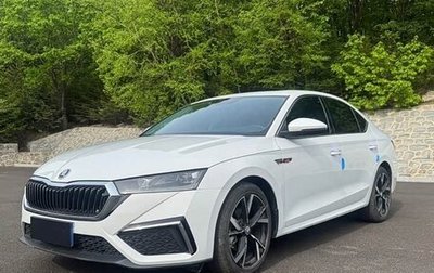 Skoda Octavia IV, 2023 год, 2 200 000 рублей, 1 фотография