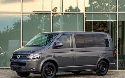 Volkswagen Caravelle T5, 2013 год, 1 955 000 рублей, 1 фотография