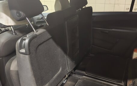 Opel Zafira B, 2008 год, 359 000 рублей, 23 фотография