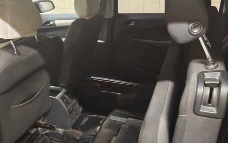 Opel Zafira B, 2008 год, 359 000 рублей, 24 фотография