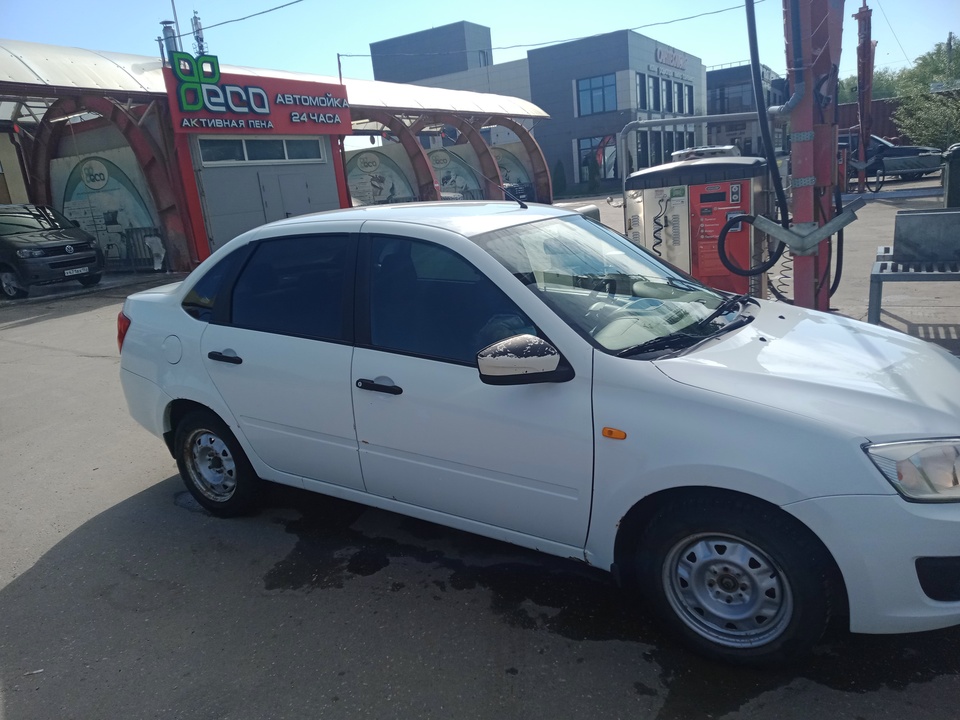 ВАЗ (LADA) Granta I, 2016 год, 550 000 рублей, 2 фотография
