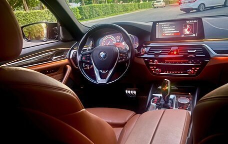 BMW 5 серия, 2017 год, 2 000 000 рублей, 7 фотография