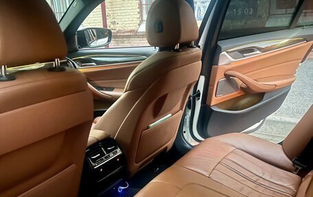 BMW 5 серия, 2017 год, 2 000 000 рублей, 8 фотография