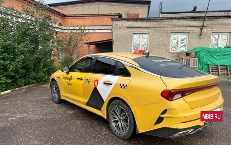 KIA K5, 2022 год, 2 300 000 рублей, 6 фотография