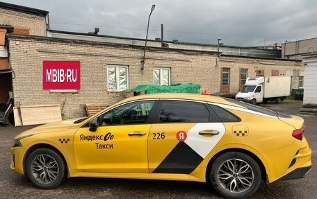 KIA K5, 2022 год, 2 300 000 рублей, 7 фотография