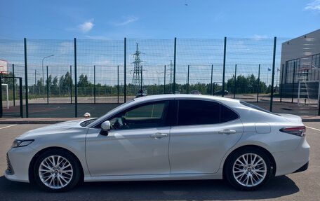 Toyota Camry, 2022 год, 3 420 000 рублей, 7 фотография