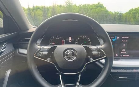 Skoda Octavia IV, 2023 год, 2 200 000 рублей, 9 фотография