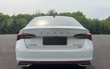 Skoda Octavia IV, 2023 год, 2 200 000 рублей, 5 фотография