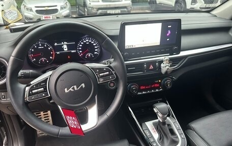 KIA K3, 2023 год, 1 900 000 рублей, 10 фотография