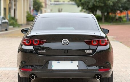 Mazda 3, 2022 год, 1 800 000 рублей, 6 фотография