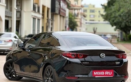 Mazda 3, 2022 год, 1 800 000 рублей, 5 фотография