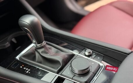 Mazda 3, 2022 год, 1 800 000 рублей, 15 фотография