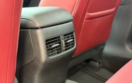 Mazda 3, 2022 год, 1 800 000 рублей, 21 фотография