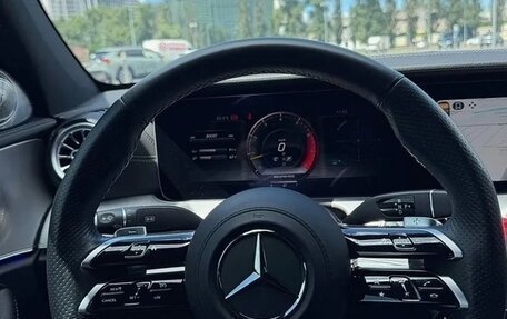 Mercedes-Benz E-Класс, 2019 год, 2 400 000 рублей, 5 фотография