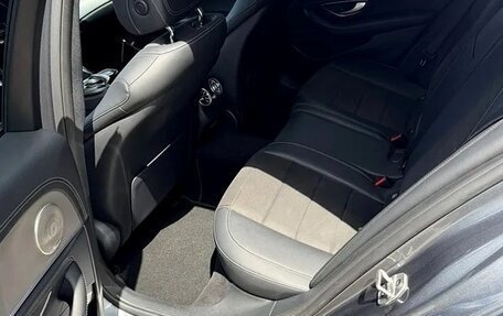 Mercedes-Benz E-Класс, 2019 год, 2 400 000 рублей, 6 фотография