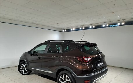 Renault Kaptur I рестайлинг, 2018 год, 1 690 000 рублей, 4 фотография