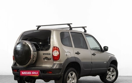 Chevrolet Niva I рестайлинг, 2016 год, 899 000 рублей, 5 фотография