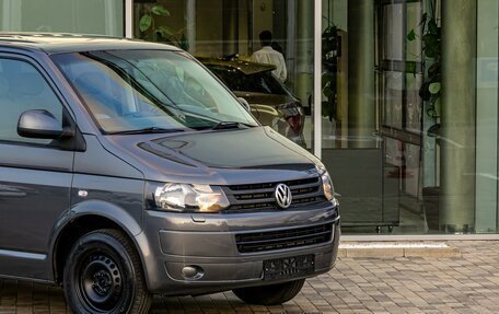 Volkswagen Caravelle T5, 2013 год, 1 955 000 рублей, 8 фотография