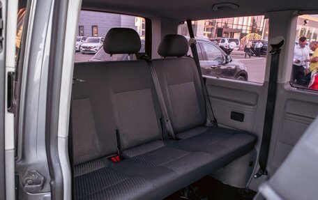 Volkswagen Caravelle T5, 2013 год, 1 955 000 рублей, 18 фотография