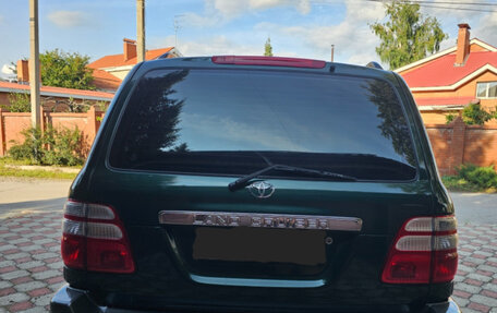 Toyota Land Cruiser 100 рестайлинг 2, 2003 год, 2 580 000 рублей, 1 фотография