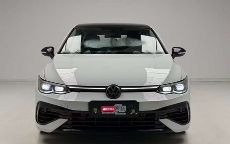Volkswagen Golf VIII, 2023 год, 1 744 800 рублей, 1 фотография