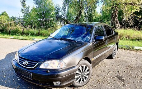 Toyota Avensis III рестайлинг, 2001 год, 425 000 рублей, 2 фотография