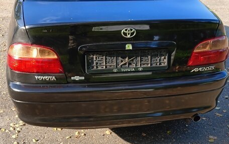 Toyota Avensis III рестайлинг, 2001 год, 425 000 рублей, 5 фотография