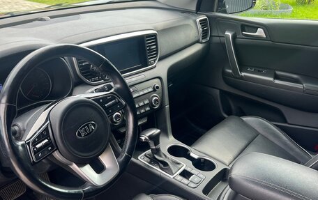 KIA Sportage IV рестайлинг, 2019 год, 2 590 000 рублей, 10 фотография