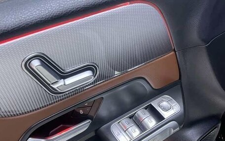 Mercedes-Benz GLB, 2021 год, 1 703 000 рублей, 10 фотография