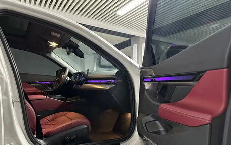 BMW 5 серия, 2025 год, 7 300 000 рублей, 17 фотография