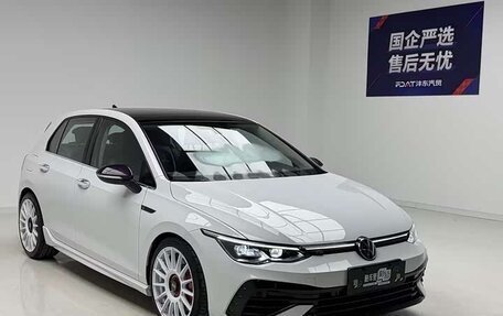 Volkswagen Golf VIII, 2023 год, 1 744 800 рублей, 2 фотография