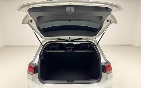 Volkswagen Golf VIII, 2023 год, 1 744 800 рублей, 14 фотография