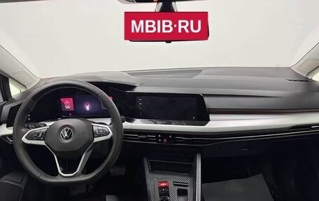 Volkswagen Golf VIII, 2023 год, 1 744 800 рублей, 11 фотография