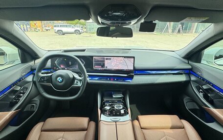 BMW 5 серия, 2025 год, 6 980 000 рублей, 7 фотография