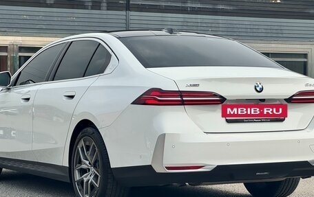 BMW 5 серия, 2025 год, 6 980 000 рублей, 3 фотография