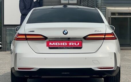 BMW 5 серия, 2025 год, 6 980 000 рублей, 4 фотография