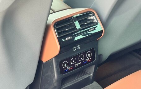 BMW 5 серия, 2025 год, 6 980 000 рублей, 16 фотография