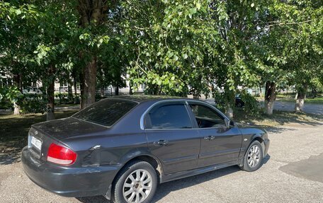 Hyundai Sonata IV рестайлинг, 2005 год, 300 000 рублей, 3 фотография
