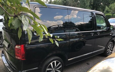 Volkswagen Multivan T6 рестайлинг, 2018 год, 4 500 000 рублей, 6 фотография