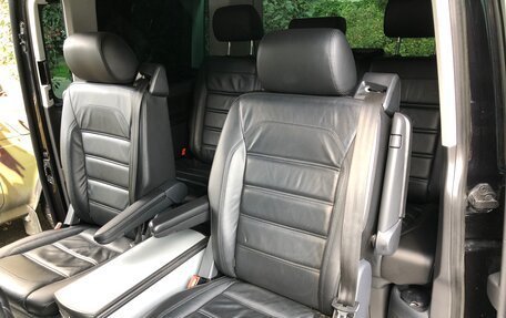 Volkswagen Multivan T6 рестайлинг, 2018 год, 4 500 000 рублей, 9 фотография