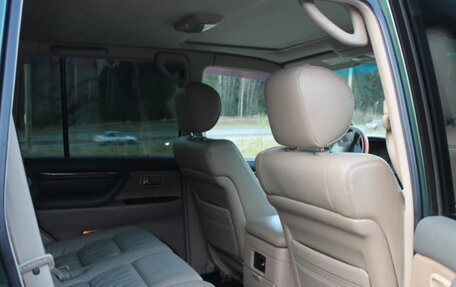 Toyota Land Cruiser 100 рестайлинг 2, 2003 год, 2 580 000 рублей, 4 фотография