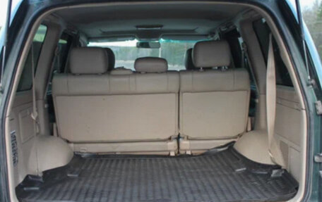 Toyota Land Cruiser 100 рестайлинг 2, 2003 год, 2 580 000 рублей, 5 фотография