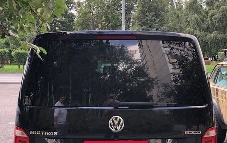 Volkswagen Multivan T6 рестайлинг, 2018 год, 4 500 000 рублей, 5 фотография