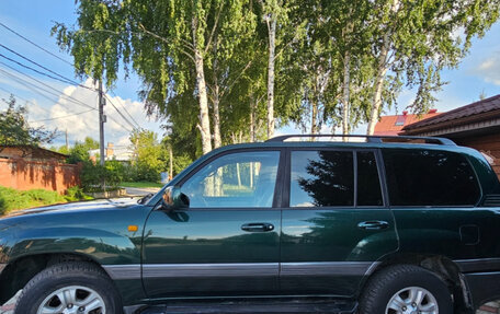 Toyota Land Cruiser 100 рестайлинг 2, 2003 год, 2 580 000 рублей, 7 фотография