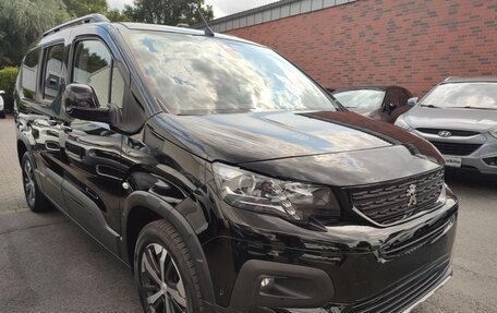 Peugeot Rifter I, 2022 год, 2 755 000 рублей, 3 фотография